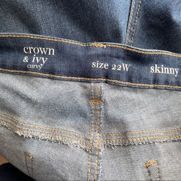 Crown & Ivy Curvy Skinny Denim Jeans W Gold Elephant Patch & Sequenced Star -22W - Picture 7 of 8